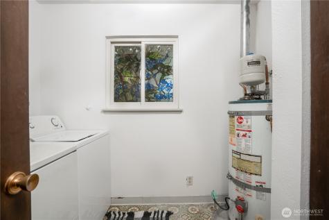 205 Brandywine Avenue Dupont WA 98327