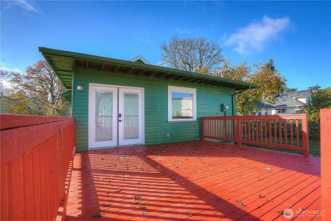 205 Brandywine Avenue Dupont WA 98327
