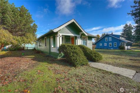 205 Brandywine Avenue Dupont WA 98327