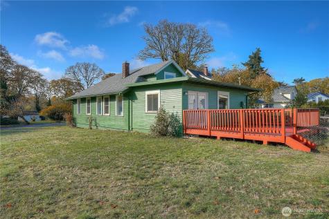 205 Brandywine Avenue Dupont WA 98327