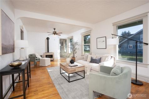 205 Brandywine Avenue Dupont WA 98327