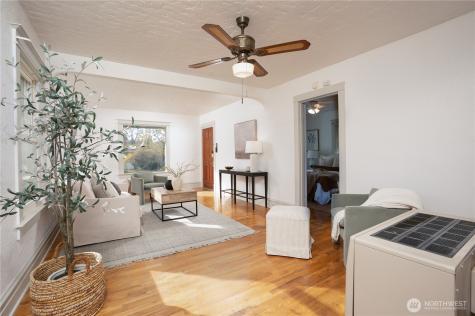 205 Brandywine Avenue Dupont WA 98327