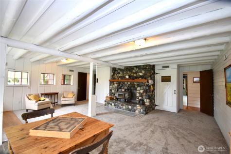 1734 Woodcock Road Sequim WA 98382