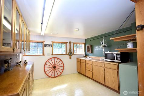 1734 Woodcock Road Sequim WA 98382