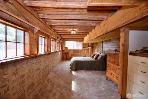 1734 Woodcock Road Sequim WA 98382