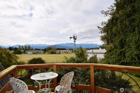 1734 Woodcock Road Sequim WA 98382