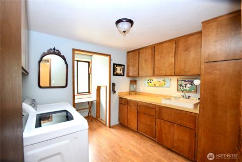 1734 Woodcock Road Sequim WA 98382