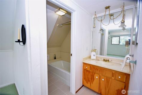 1734 Woodcock Road Sequim WA 98382