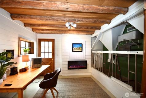 1734 Woodcock Road Sequim WA 98382