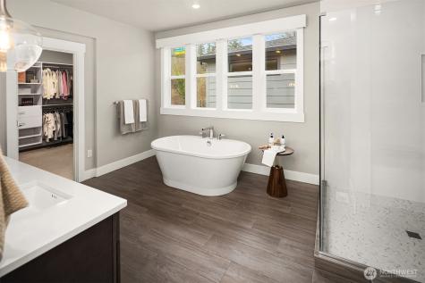 3817 163rd Avenue SE Bellevue WA 98008