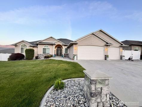 1544 Harrington Lane East Wenatchee WA 98802