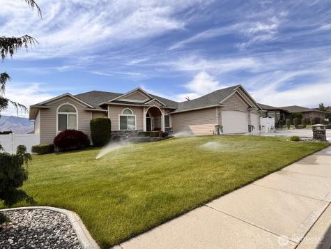1544 Harrington Lane East Wenatchee WA 98802