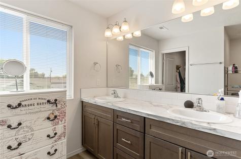 414 N Washington Street Moses Lake WA 98837