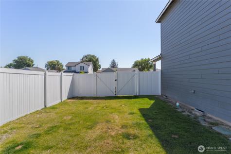 414 N Washington Street Moses Lake WA 98837