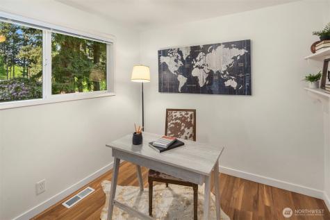5621 178th Place SW Lynnwood WA 98037