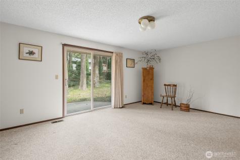 2068 Pine Wood Way Oak Harbor WA 98277