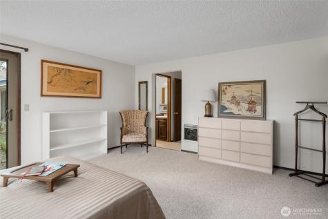 2068 Pine Wood Way Oak Harbor WA 98277