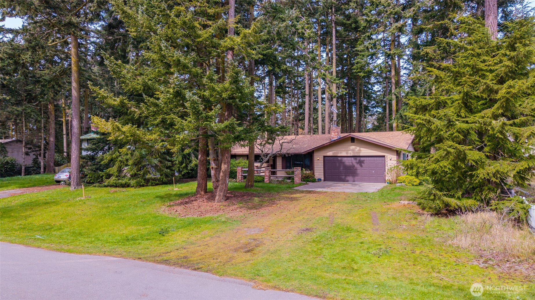 2068 Pine Wood Way Oak Harbor WA 98277