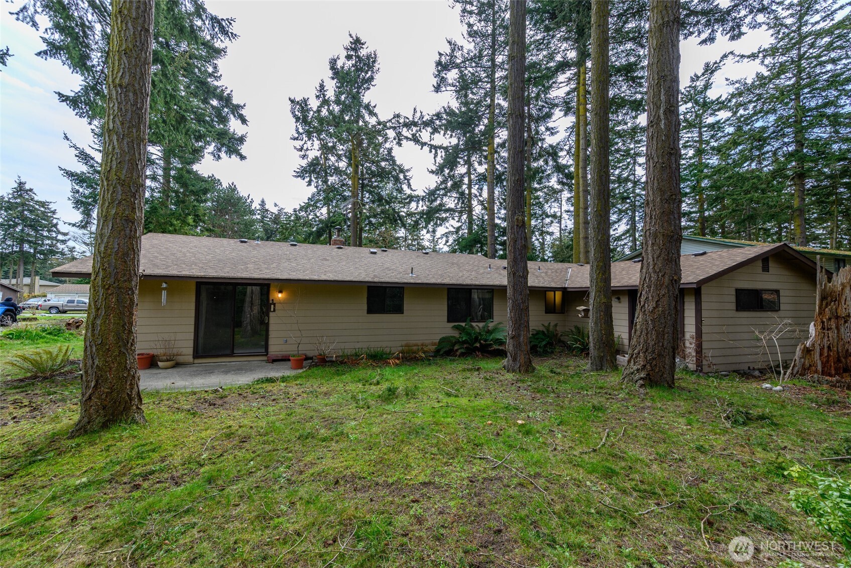 2068 Pine Wood Way Oak Harbor WA 98277