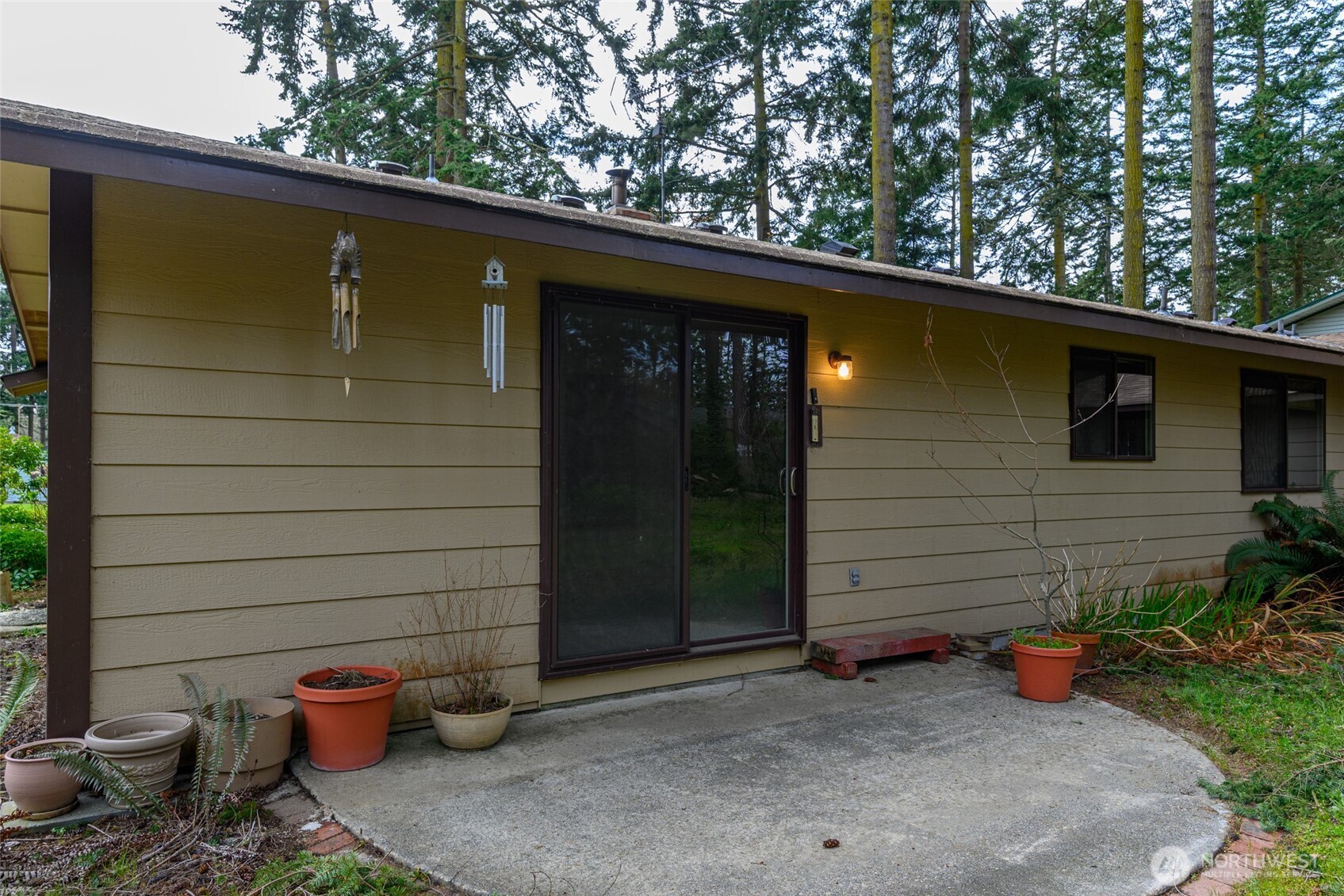 2068 Pine Wood Way Oak Harbor WA 98277