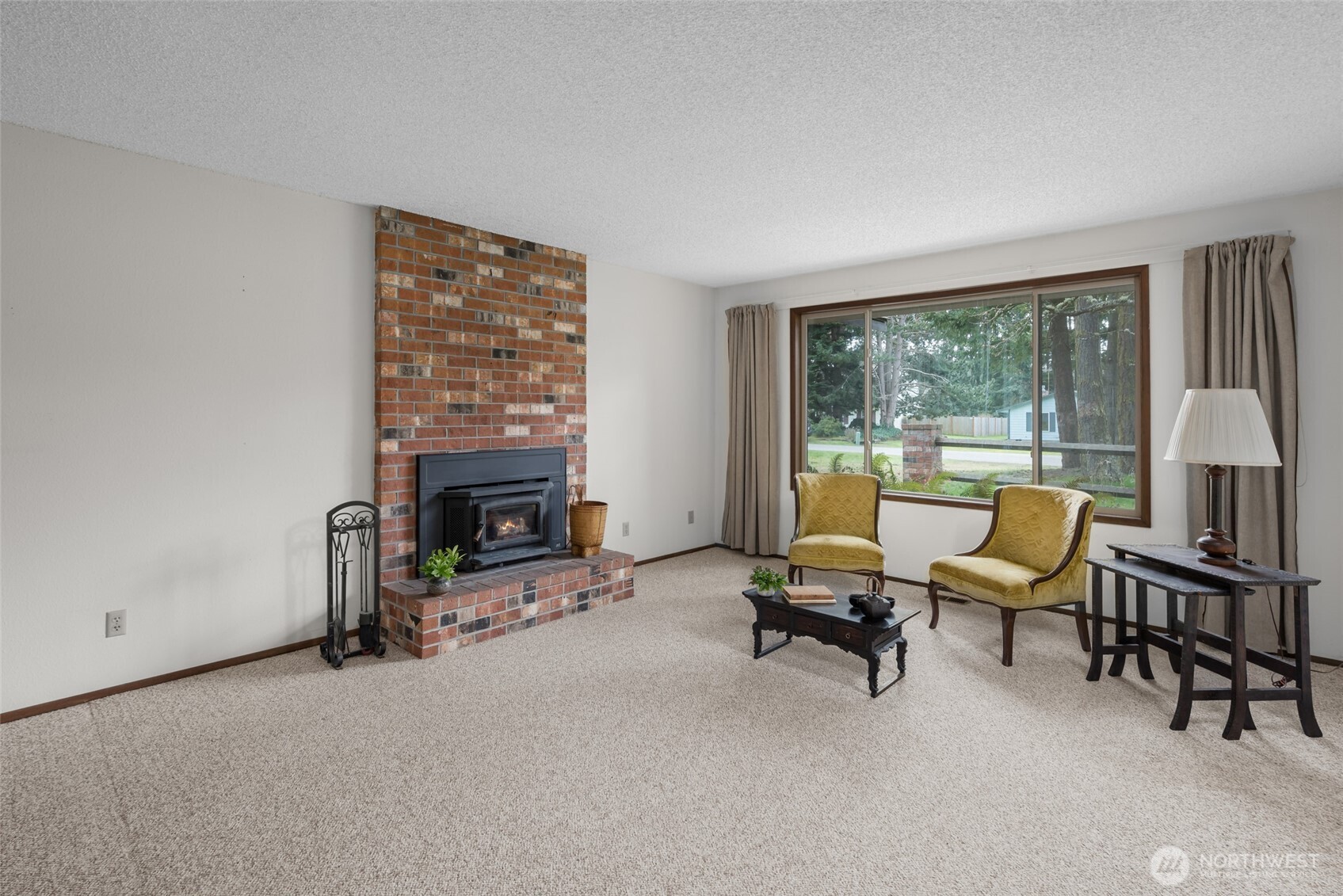 2068 Pine Wood Way Oak Harbor WA 98277