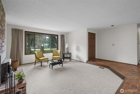 2068 Pine Wood Way Oak Harbor WA 98277