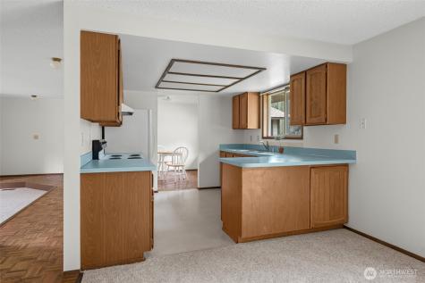 2068 Pine Wood Way Oak Harbor WA 98277