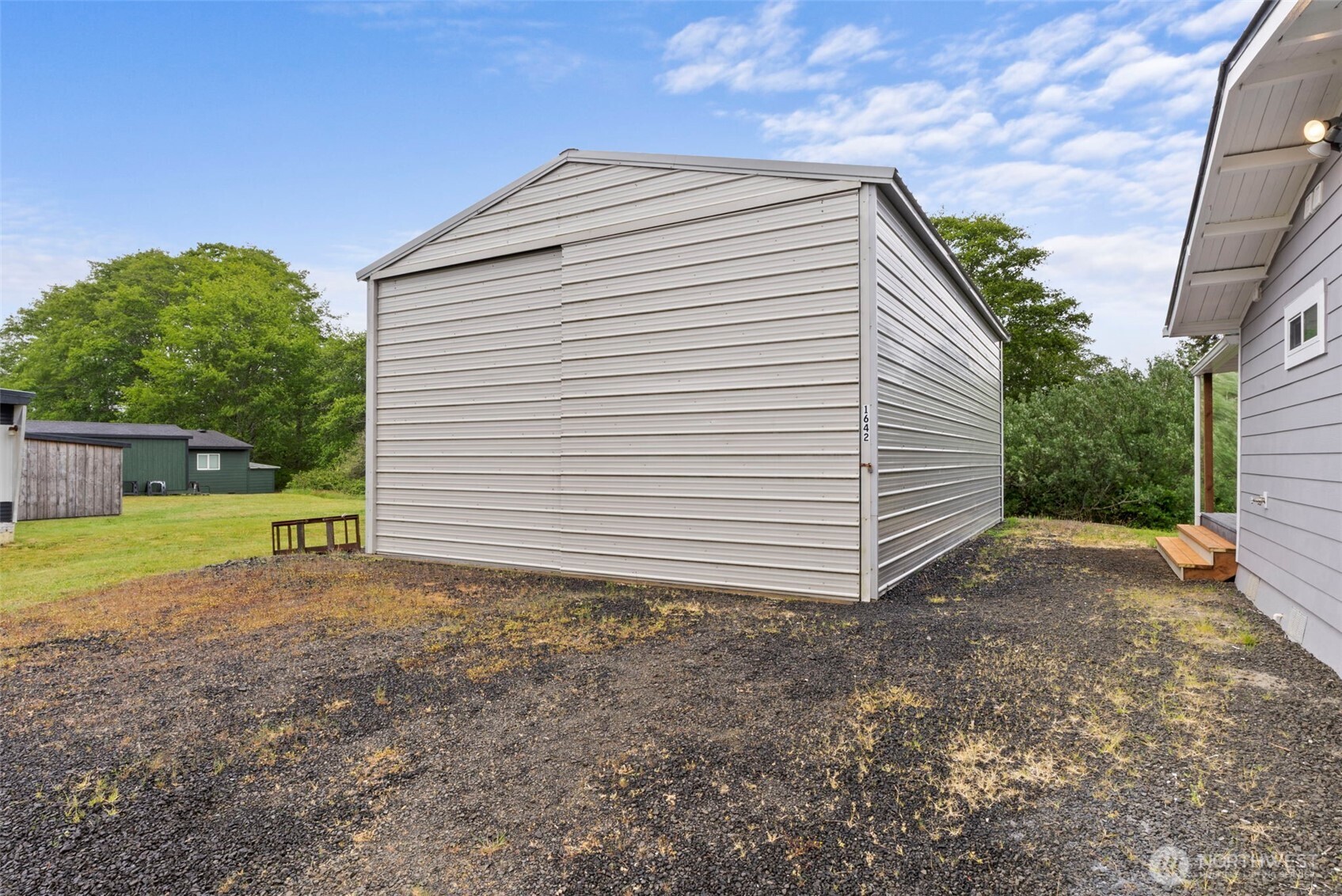 1642 State Route 105 Grayland WA 98547