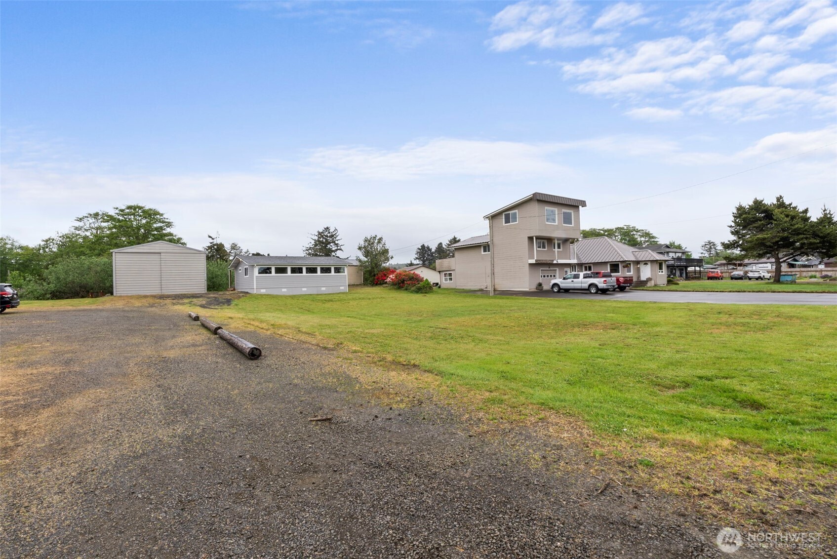 1642 State Route 105 Grayland WA 98547