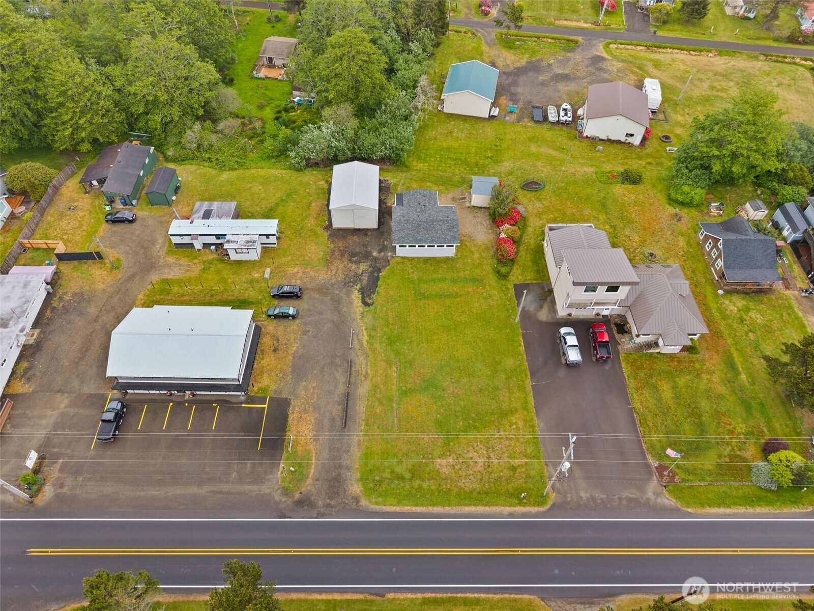 1642 State Route 105 Grayland WA 98547