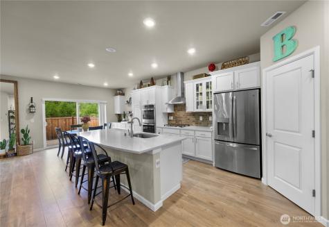 10127 15th Place SE Lake Stevens WA 98258