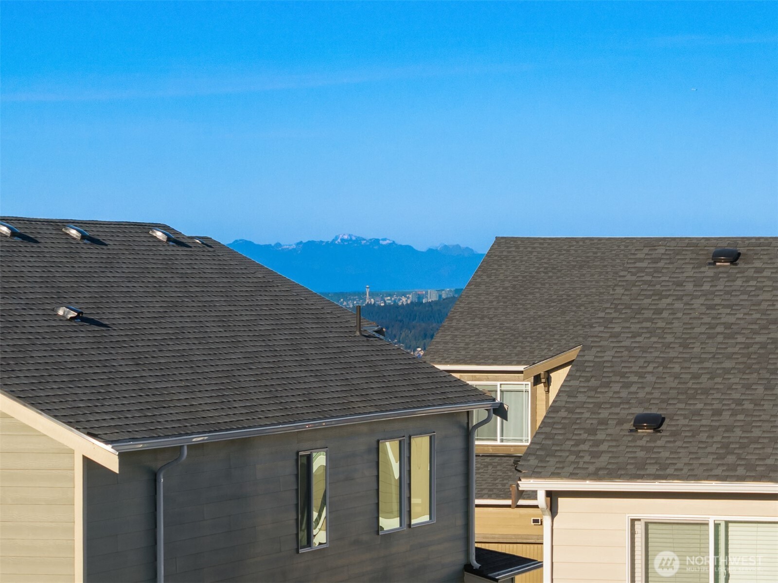 1162 Panoramic Loop Bremerton WA 98312