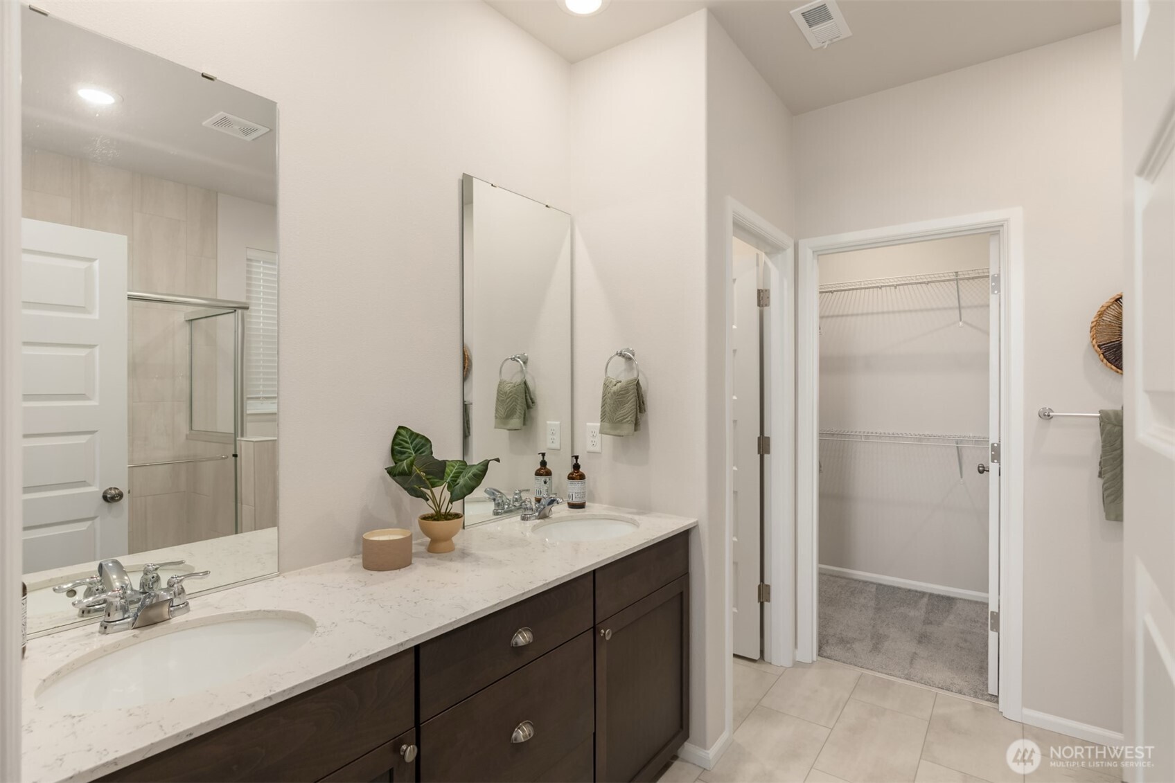 1162 Panoramic Loop Bremerton WA 98312