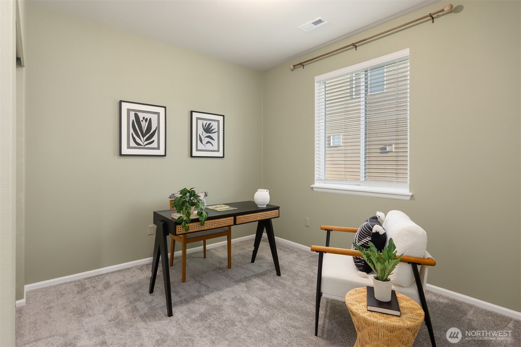 1162 Panoramic Loop Bremerton WA 98312