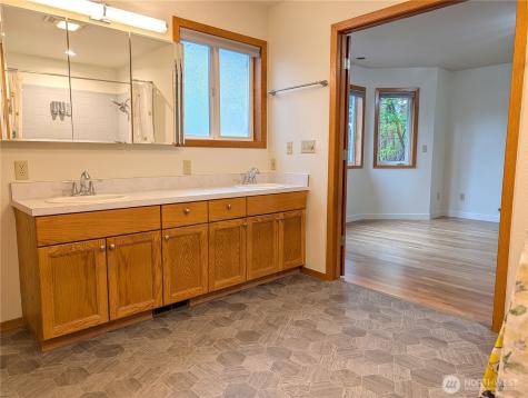795 SE Greenhill Road Pullman WA 99163