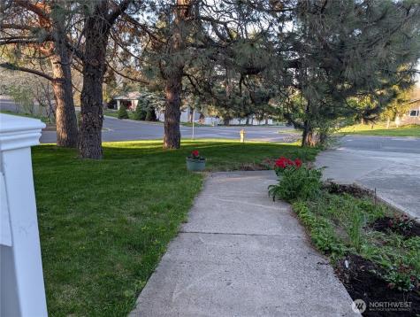 795 SE Greenhill Road Pullman WA 99163
