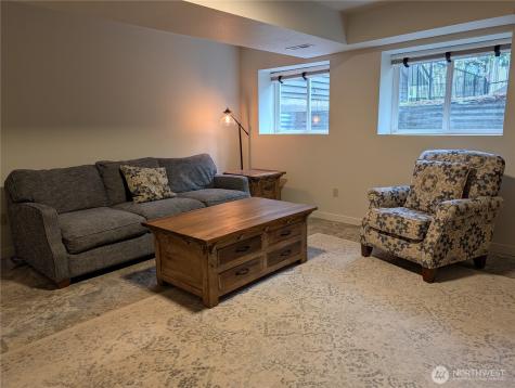 795 Greenhill Pullman WA 99163