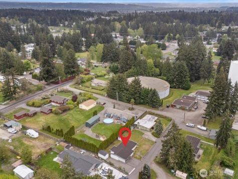 4911 97th Street E Tacoma WA 98446