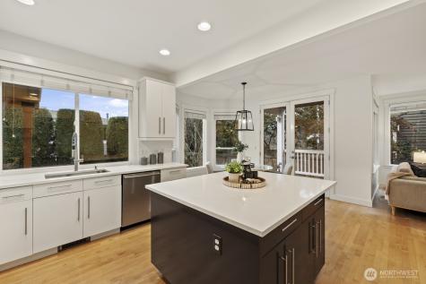 622 9th Avenue S Kirkland WA 98033