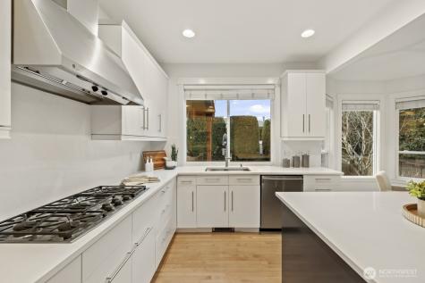 622 9th Avenue S Kirkland WA 98033