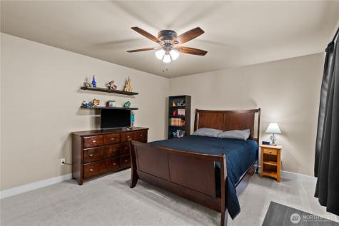 4448 Mckinley Street NE Lacey WA 98516