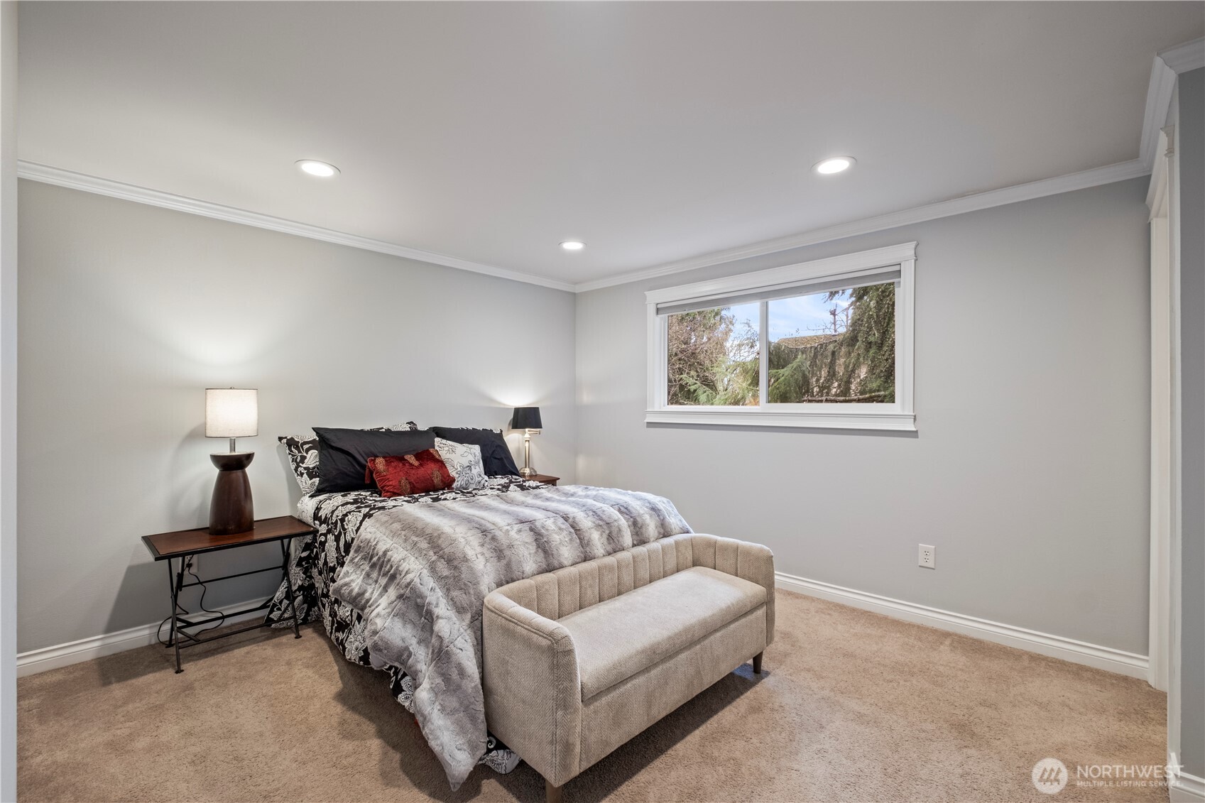 1123 SW 144 Street Burien WA 98166