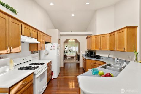 3305 48th Street NE Tacoma WA 98422