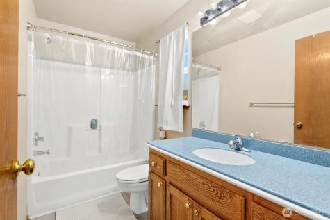 3305 48th Street NE Tacoma WA 98422