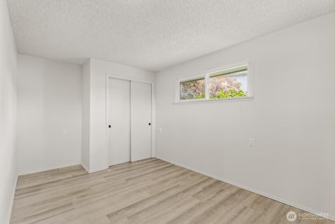 15330 40th Avenue W Lynnwood WA 98087