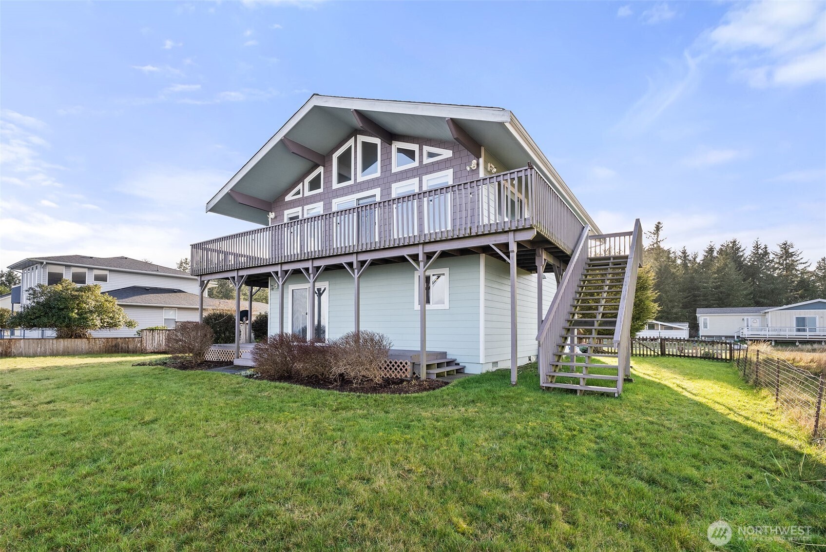 138 Sunrise Avenue SE Ocean Shores WA 98569