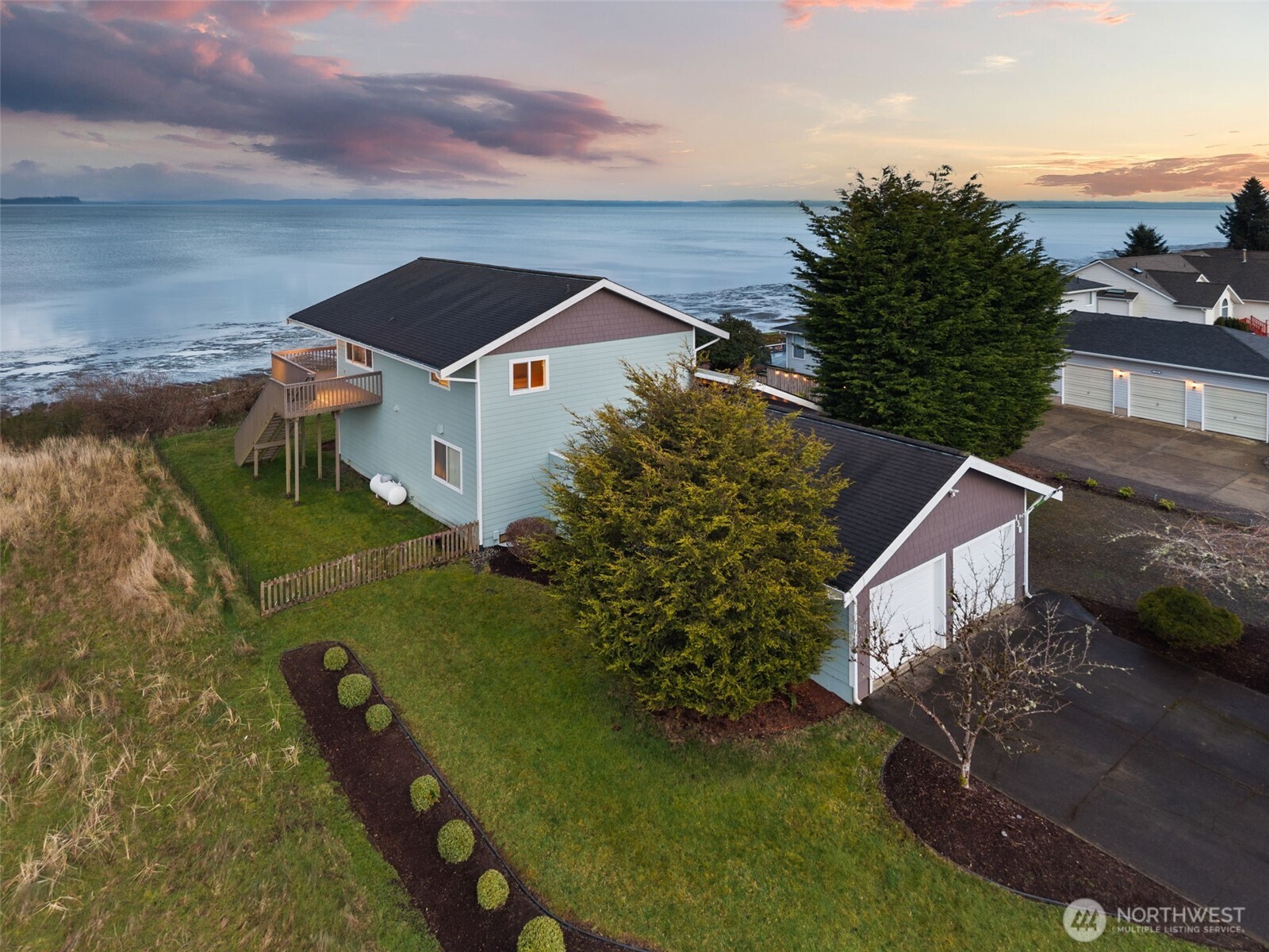 138 Sunrise Avenue SE Ocean Shores WA 98569
