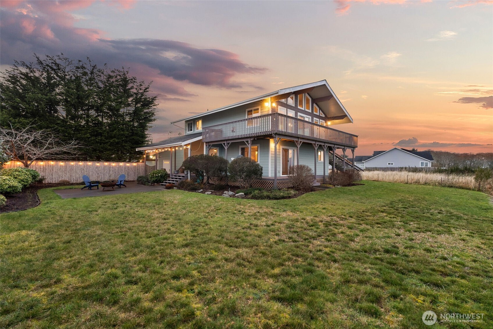 138 Sunrise Avenue SE Ocean Shores WA 98569
