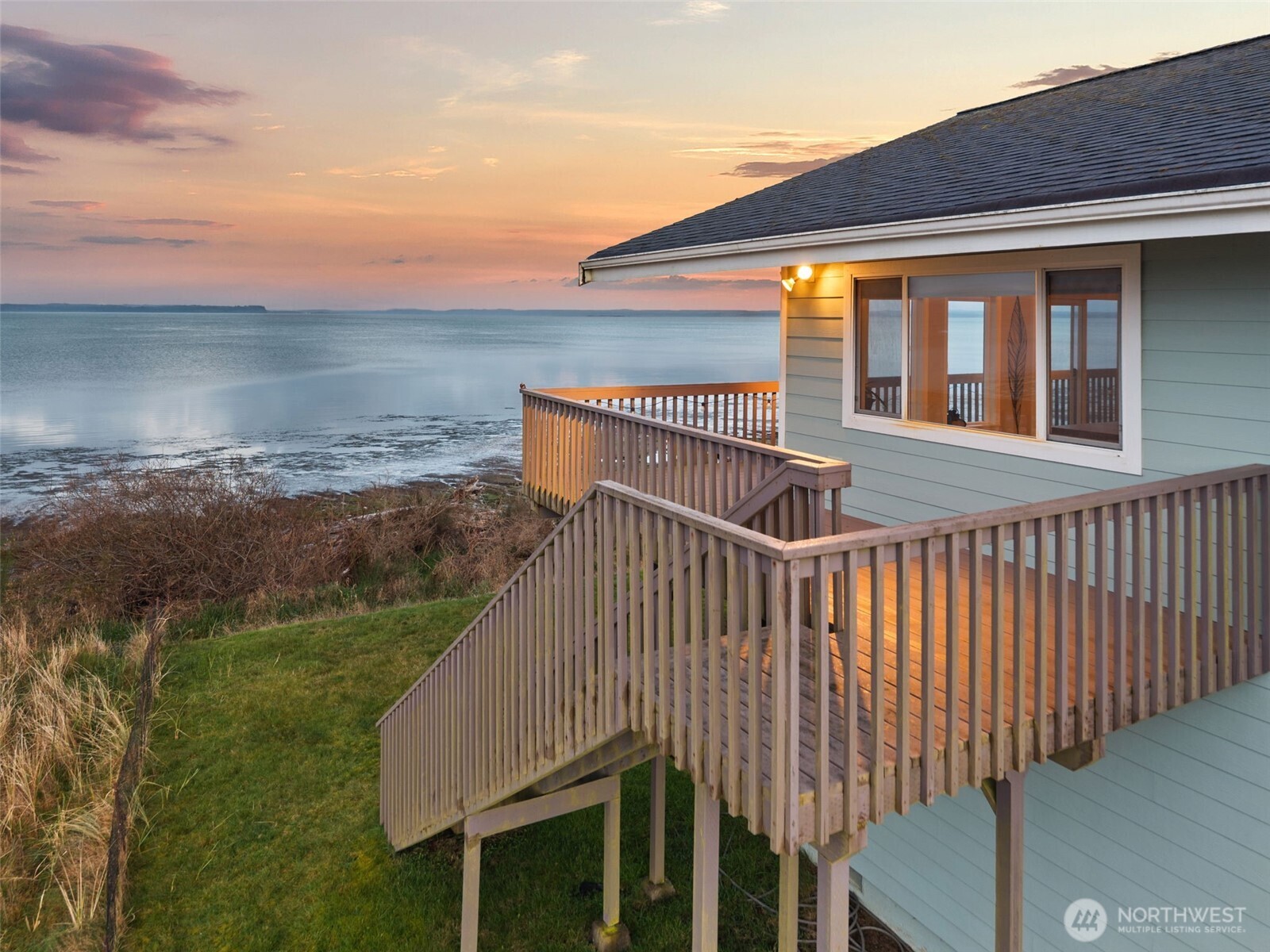 138 Sunrise Avenue SE Ocean Shores WA 98569