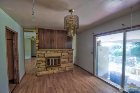 102 E Adams Avenue Morton WA 98356